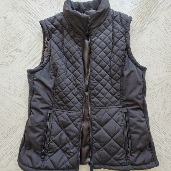 Andrew Marc Black Quilted Vest - Picture 1 of 6